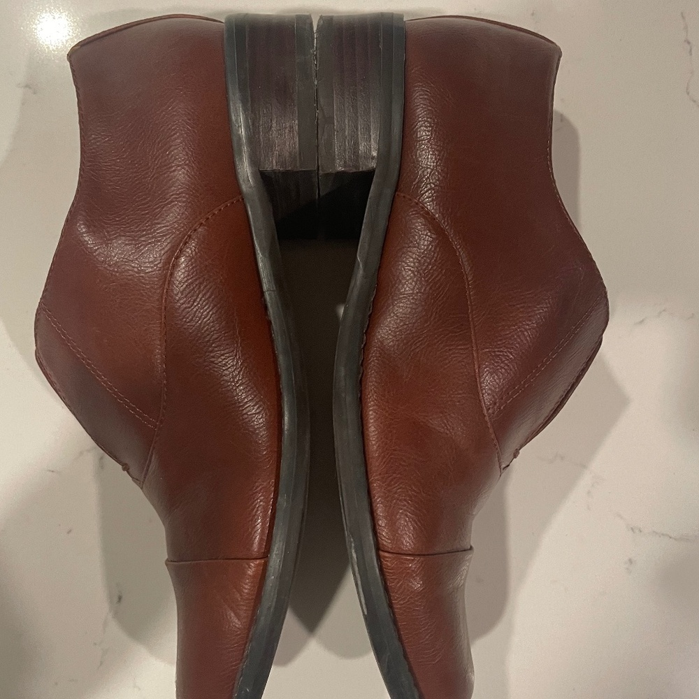 Charles by Charles David Brown Slip On Shoes Size 8 - Picture 2 of 5